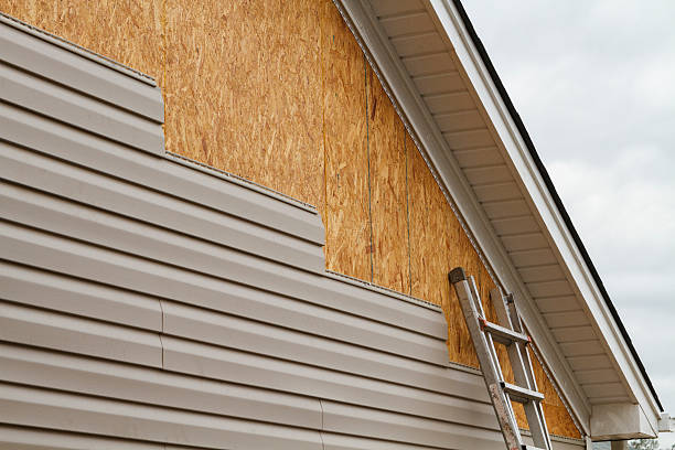 Professional Fiber Cement Siding technician working in Midland, NC